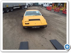 Pretty old Lotus Elise acquired at the auctions and ready for shipping into the hands the new owner.